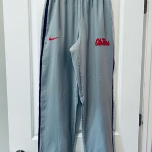 Nike Men’s Light Gray Joggers with Ole Miss logo, Men’s S